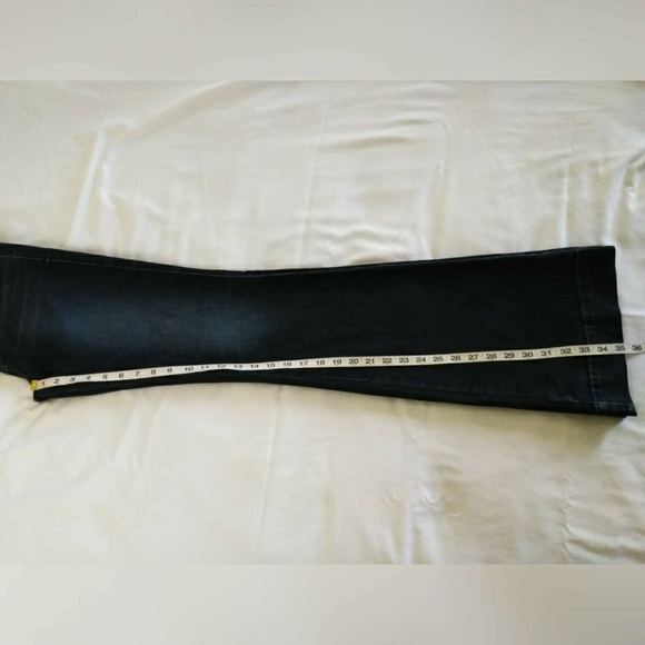 Guess Los Angeles Brittney Flare Jeans - Picture 7 of 8